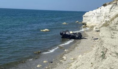 Haciz Gelen, Otomobilini Uçurumdan Aşağı Attı…