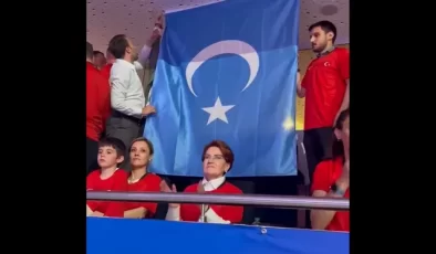 Akşener,Türkiye-Çin Maçını İzledi…