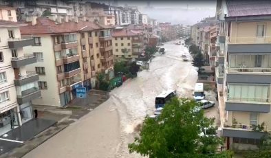Ankara Sel 1 Kişi Hayatını Kaybetti, Turuncu Alarm Verildi…