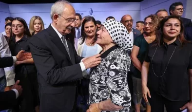 Aydın’da 1211 Kişi CHP Rozeti Taktı…