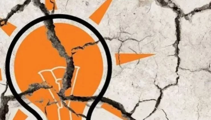 Mustafa Elitaş: Şu Anda AKP’ye Karşı Bir Kırgınlık Var…