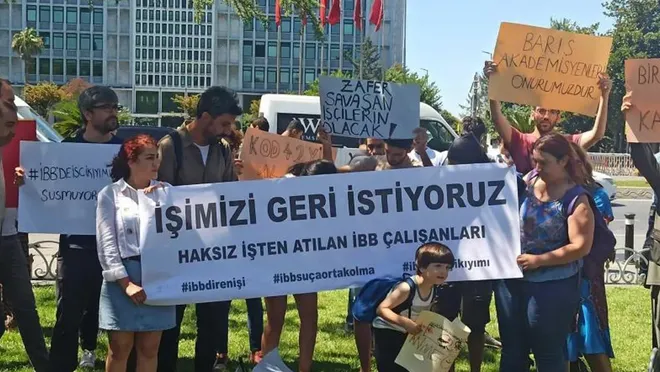 İBB’nin İşten Attığı Çalışanlar Süresiz Oturma Eylemine Başladı…