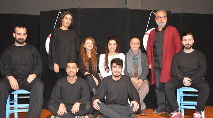 Tiyatro Oyununu MHP’li Vekil Jurnallemiş…