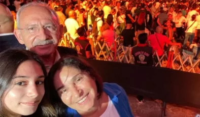 Kılıçdaroğlu, Eşi ve Torunu İle Tarkan Konserinde…