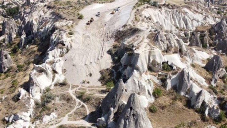 Kapadokya’daki Peri Bacaları İş Makineleriyle Yıkılıyor…