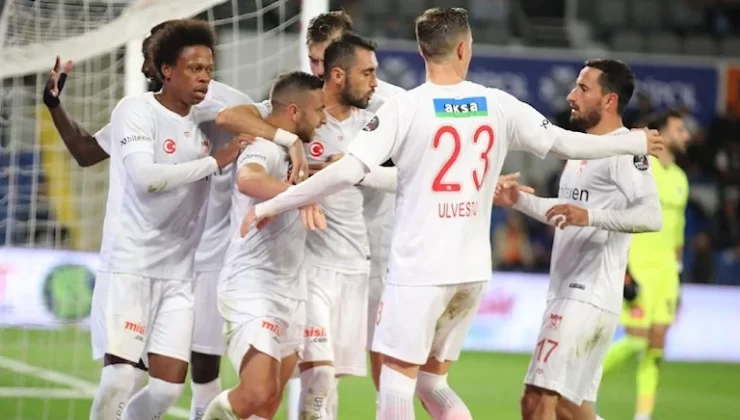 Sivasspor İlk Galibiyetini Başakşehir’den Aldı…