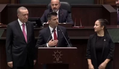 Erdoğan Çelebi’ye Rozeti Taktı ve İlk Talimatını Verdi: Çocuk Yapın…