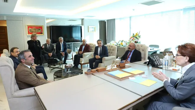 Akşener, Alevi Kurumlarının Temsilcileriyle Görüştü…