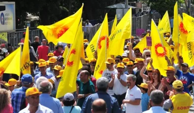 Öğretmenler Bugün İş Bırakıyor…
