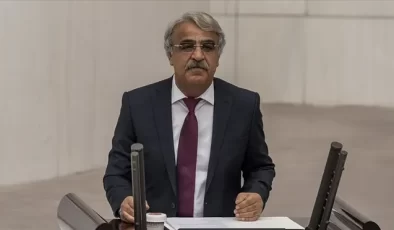 Mithat Sancar: Sizlerin Tabelaları Depolara İnecek, Çürümeye Terk Edilecek…