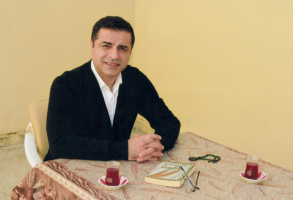 Selehattin Demirtaş: İmralı Kapıları Seçim İçin Size Açılmaz…