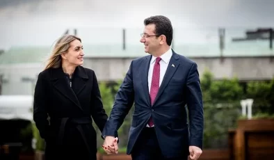 İmamoğlu, Eşi ile Birlikte Yediği Akşam Yemeği Fotoğrafları İçin Konuştu…