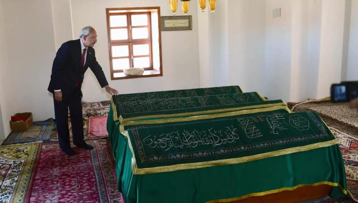 Kılıçdaroğlu, Seyyid Mahmud Hayrani Türbesi’ni Ziyaret Etti…