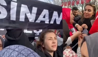 Erdoğan’ın Mitinginde Sinan Ateş’in Yakınlarına Polis Müdahalesi…