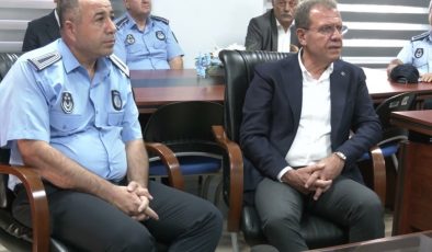 Eski Polis Müdürü CHP’li Belediyede Çalışmaya Başladı, Eşi ve Baldızları Sürüldü…
