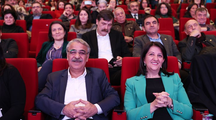 HDP’den Demokratik Cumhuriyet Konferansı…