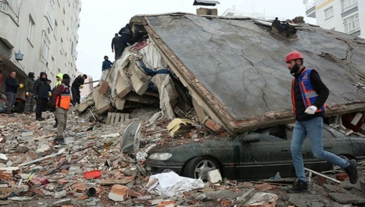 Deprem, Ekonomik Krizi Büyütecek…