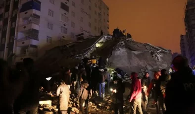 Diyarbakır Yenişehir’de 8 Katlı Bina Çöktü: Çok Sayıda Kayıp Var!