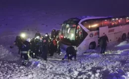 Diyarbakır’da Yolcu Otobüsü Kaza Yaptı…
