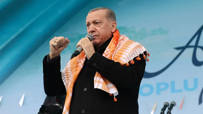 Erdoğan: 14 Mayıs’ta Bunlara Öyle Çakalım ki Bir Daha Bellerini Doğrultamasınlar…