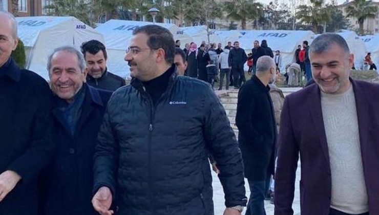 Mahmut Tanal: AKP’lilerin Keyfi Yerinde! Bu Neyin Neşesi?