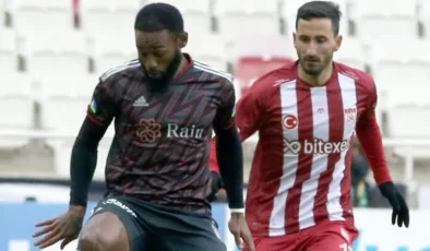 Kartal Sivas’ta Buz Kesti…