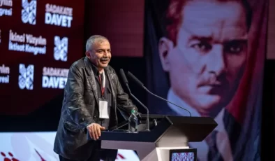 Sırrı Süreyya Önder’in İkinci Yüzyılın İktisat Kongresinde Yaptığı Çarpıcı Konuşma…