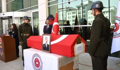 Kılıçdaroğlu’nun ‘Aleviyim’ Dediğini Keşke Alevi Hâkim Abuzer Kara da Görseydi…