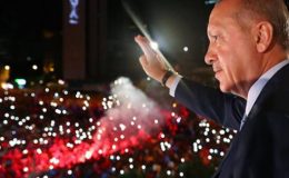 Erdoğan’ın Balkon Konuşması’nın İngilizcesi’nde  Selo, Bay Kemal, Kandil Yok…