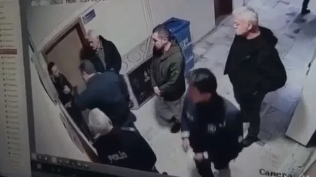Karaman AKP İl Gençlik Kolları Başkanı, Polis Amirini Tokatladı…