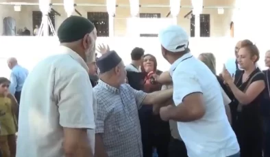 Peygamberimiz Tayyip Erdoğan,Ona Tapıyoruz Biz Ona…