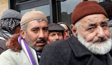 Emekliye Yüzde 25 Zam Teklifi Seyyanen Zam’sız Kabul Edildi…