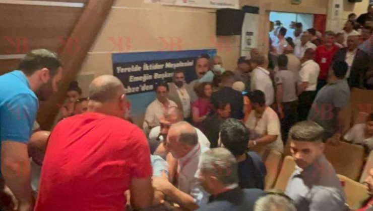 CHP Gebze İlçe Kongresinde Kavga, Küfürler Havada Uçuştu…