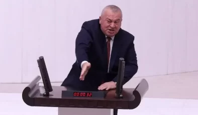 Enginyurt: Lan Sayın Eski Bakan Bağırma Lan Oradan, Gel Buraya…