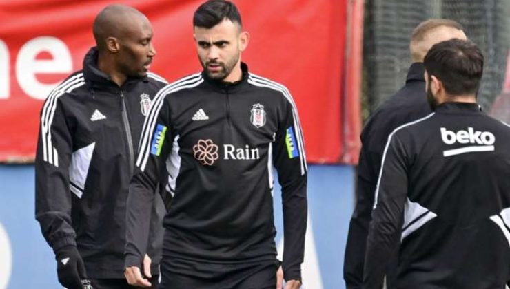 Rachid Ghezzal’ın Ailesi Trafik Kazası Geçirdi…