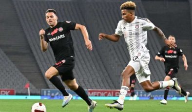 Beşiktaş’ı Fernandes Kurtardı…