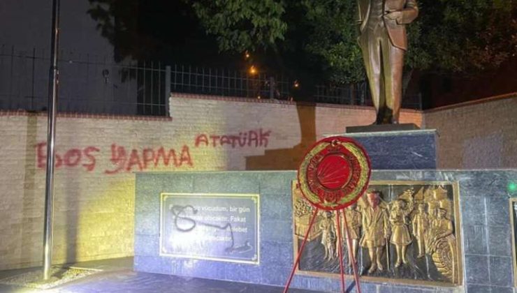 Atatürk Anıtı’na Alçak Saldırı…