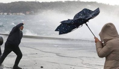 AKOM Saat Vererek İstanbul İçin Aşırı Yağış Uyarısı Yaptı…