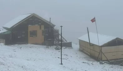 Ve İlk Kar O İki İle Yağdı…