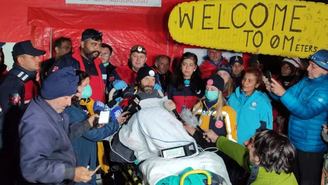 9 Gündür Mağara’da Mahsur Kalan ABD’li Araştırmacı Kurtarıldı…