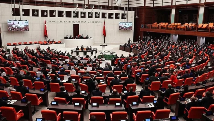 AKP ve MHP Emekli Zammına Karşı El Ele Verdi!