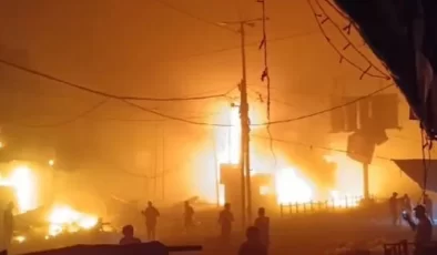 İsrail, Gazze’deki Nuseyrat Mülteci Kampı’nın Yanındaki Pazar Yerini Bombaladı…