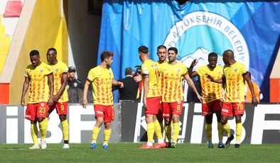 Kayserispor Evinde Güldü…