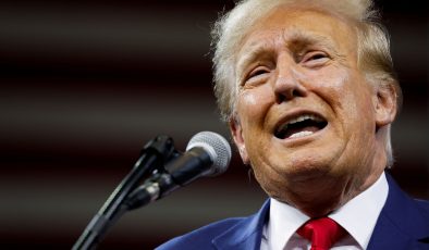 Trump’ın Sesini Kestiler…