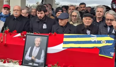 İki Yobaz Metin Uca’nın Cenaze Törenine Saldırdı…