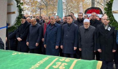 Ali Babacan’ın Annesi Son Yolculuğuna Uğurlandı…