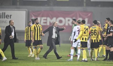 İstanbulspor Başkanı Takımı Sahadan Çekti…