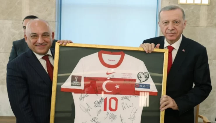 Erdoğan İstifa Etsin Dedi  Büyükekşi: Ben Sizin Demenizle İstifa Etmem…