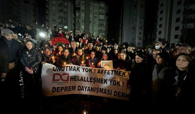 Birinci Yılda Depremin Vurduğu Kentlerde Anma…