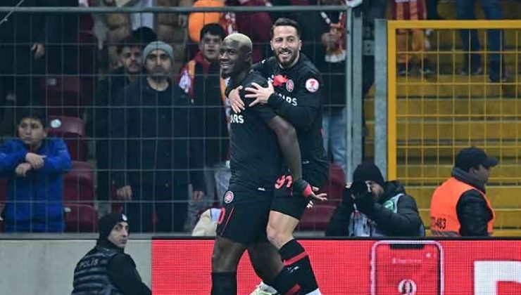 Karagümrük, Galatasarayı Sildi…